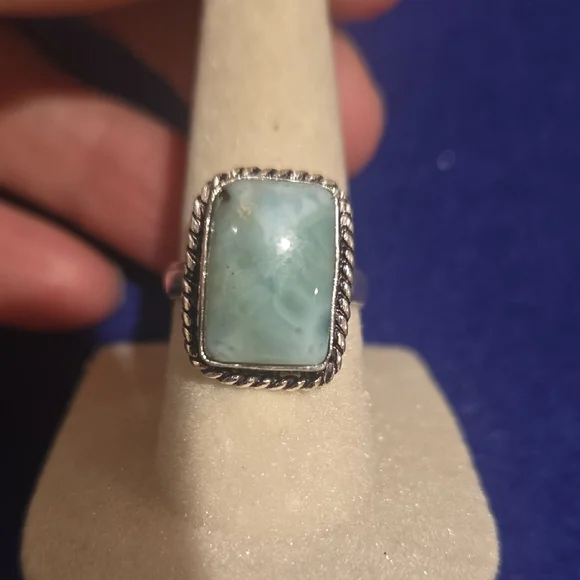 Chic Silver Ring with Larimar Stone - Picture 1 of 3